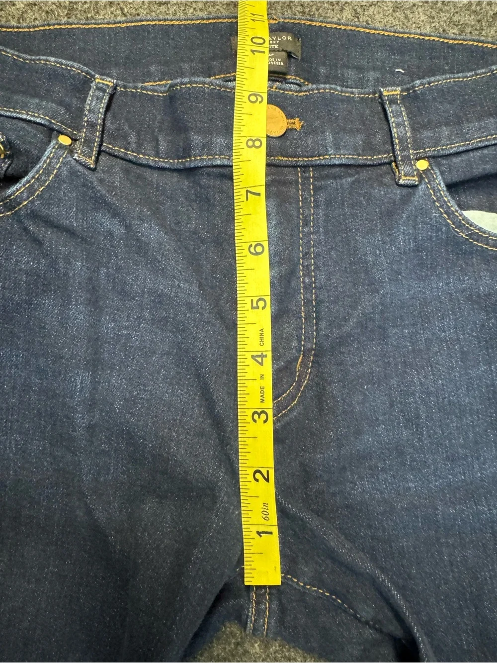 Ann Taylor Dark Blue Ankle Jeans with Button-Hem